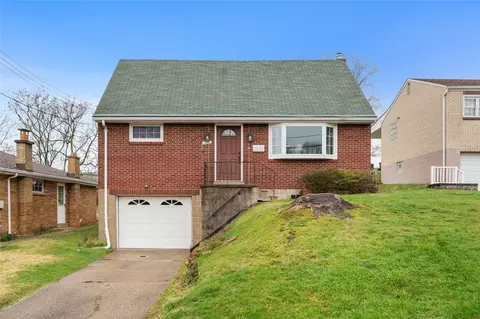 1031 Beechland St, Pittsburgh, PA 15207