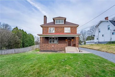9715 Bellcrest Rd, Pittsburgh, PA 15237