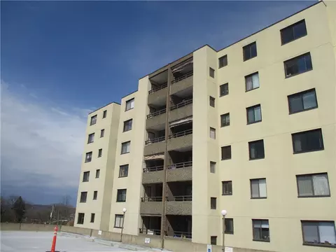 227 S Home Ave #602, Pittsburgh, PA 15202