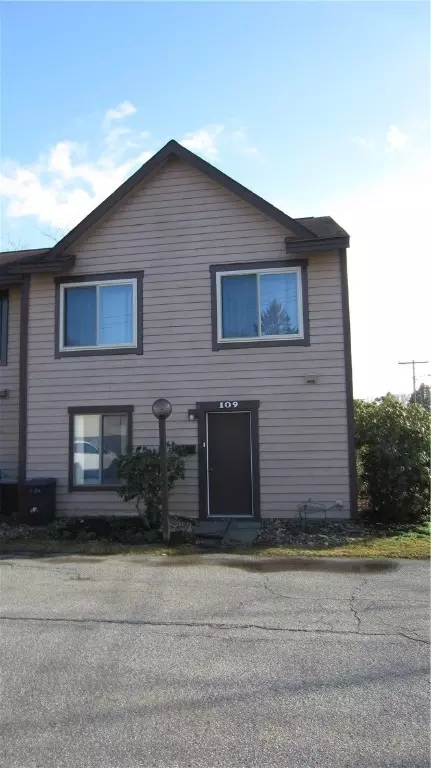 612 S Edgewood Ave #109, Somerset, PA 15501