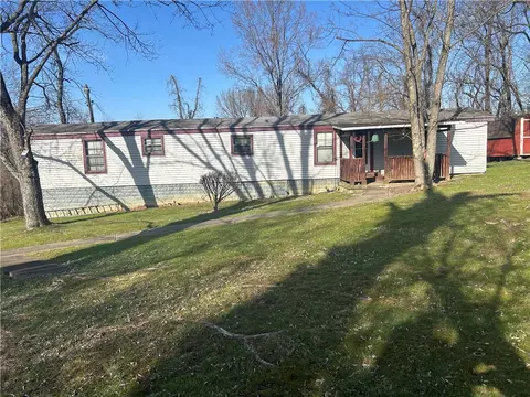 132 Reppert Blvd, Uniontown, PA 15401