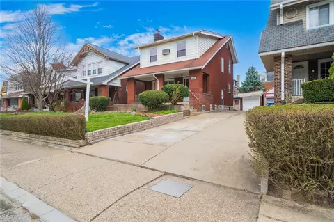 5635 Bryant St, Pittsburgh, PA 15206