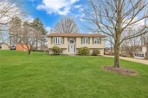 184 Princeton Dr, Aliquippa, PA 15001