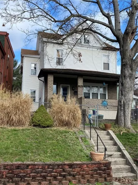 300 6th Ave, Carnegie, PA 15106