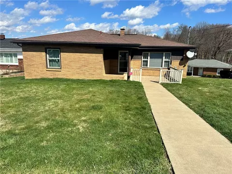 625 Thomas Richard Ln, Greensburg, PA 15601