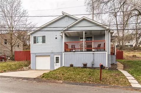 1229 Wilna St, Washington, PA 15301