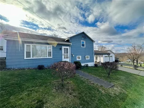 126 Fairview Ave, Waynesburg, PA 15370
