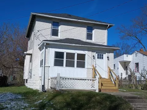 21 Adams St, Wheatland, PA 16161