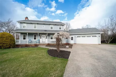 125 Matthews Dr, Beaver, PA 15009