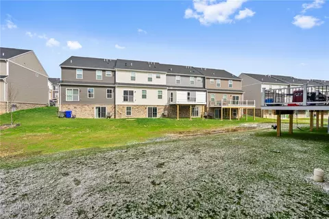 327 Helenium Dr, Mars, PA 16046 photo 32