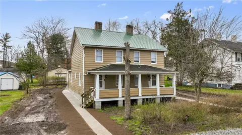 51-53 Middle Row, Crabtree, PA 15624