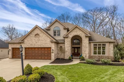 436 Settlers Village Cir, Cranberry Township, PA 16066