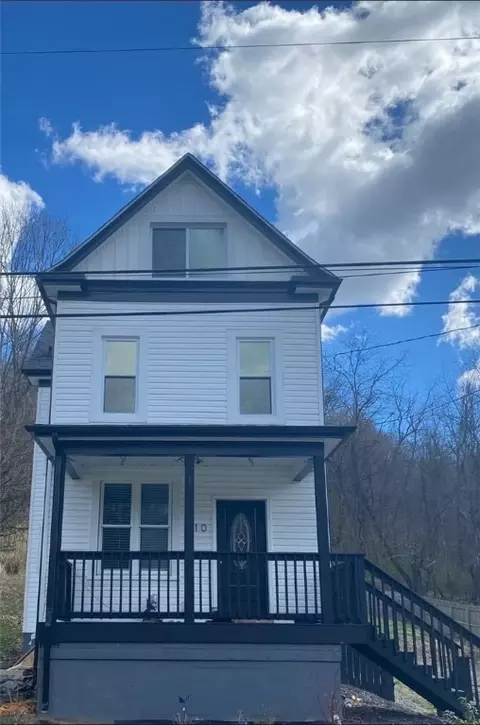 310 Scott St, Elizabeth, PA 15037