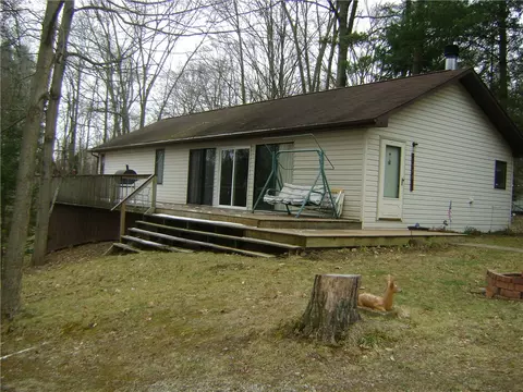 1978 Chippewa Rd, Jamestown, PA 16134