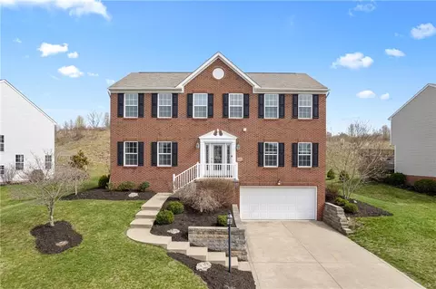 2056 Majestic Dr, Canonsburg, PA 15317