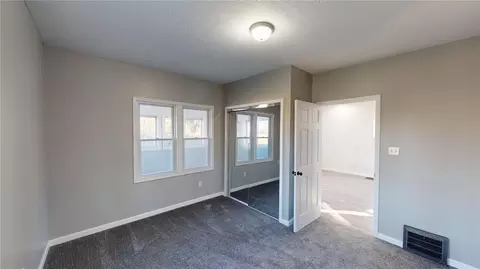 Entry Way - 1298 Cascade Rd, Monaca, PA 15061 photo 8 of 11