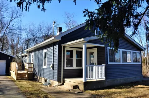 Exterior - 1298 Cascade Rd, Monaca, PA 15061 photo 5 of 9