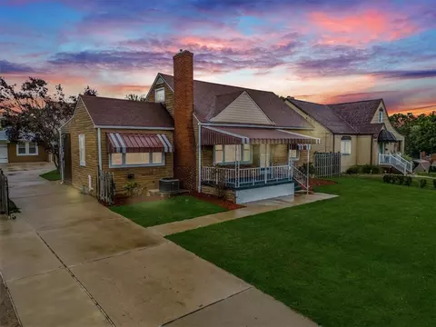 2110 Carolina Ave, West Mifflin, PA 15122