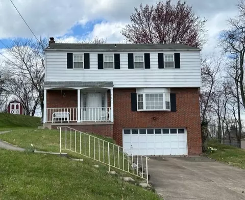 5671 Glen Hill Dr, Bethel Park, PA 15102
