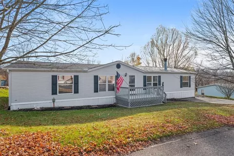 118 Mary Lynn, Valencia, PA 16059