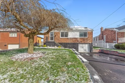 1506 Blossom Hill Rd, Pittsburgh, PA 15234
