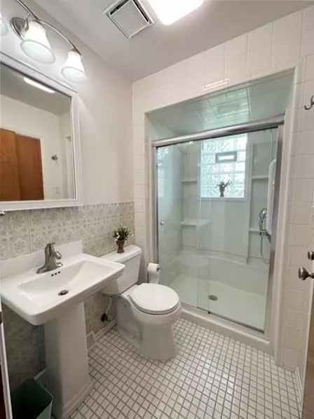 Bath - 63 2nd St, Slovan, PA 15078 photo 1 of 2