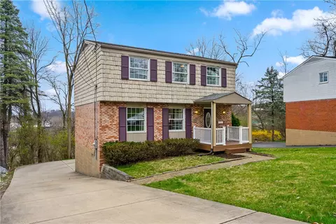 278 Woodridge Dr, Carnegie, PA 15106