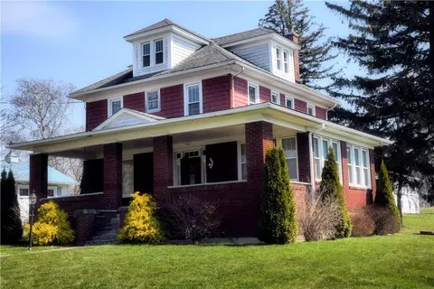 552 Sipesville Rd, Sipesville, PA 15561