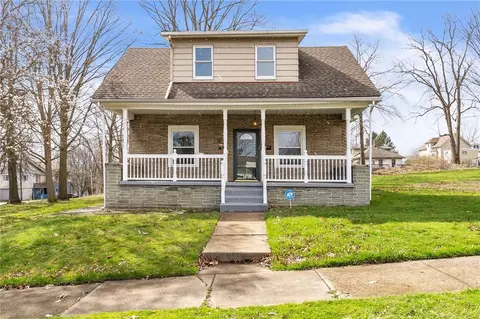 104 Emerson Ave, Farrell, PA 16121