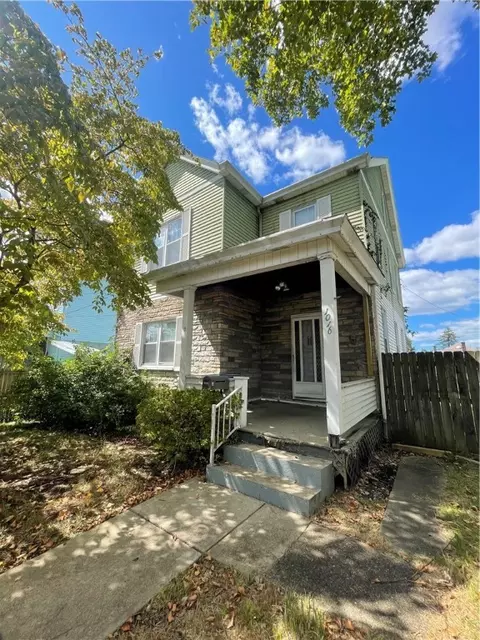 1016 Moyer St, Pittsburgh, PA 15204