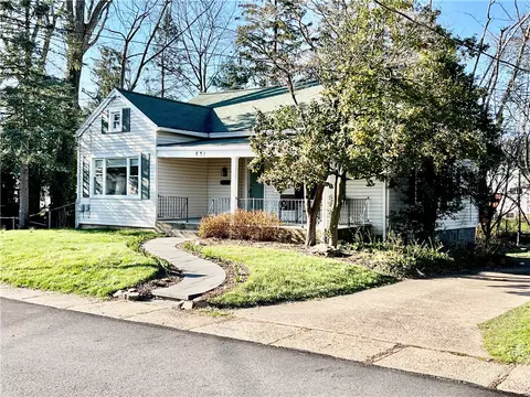 631 Willow Ave, Indiana, PA 15701