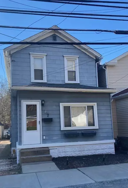7 Ambridge Ave, Ambridge, PA 15003