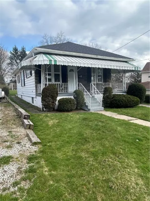 136 Maple Ave, Washington, PA 15301