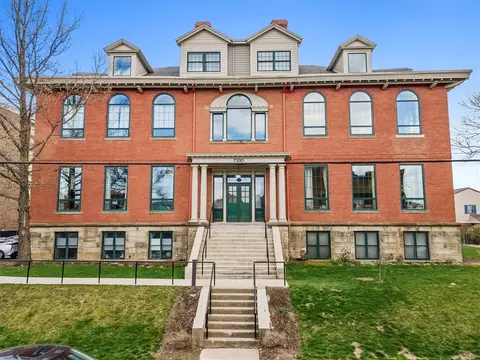 7330 Mcclure Ave #8, Pittsburgh, PA 15218