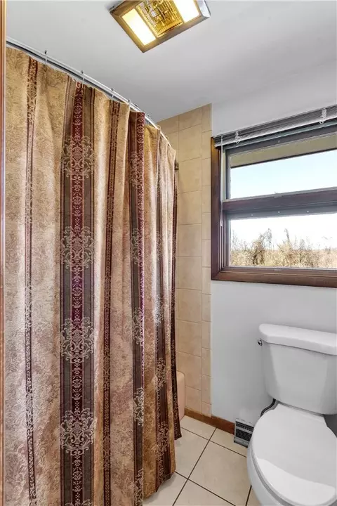 6046 Apache Ln, Export, PA 15632 photo 36