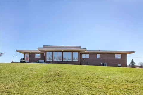 6046 Apache Ln, Export, PA 15632 photo 7