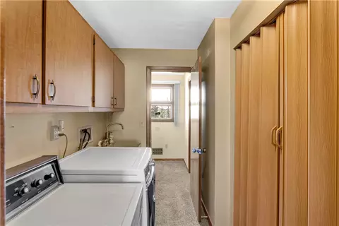 6046 Apache Ln, Export, PA 15632 photo 25