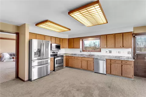 6046 Apache Ln, Export, PA 15632 photo 19
