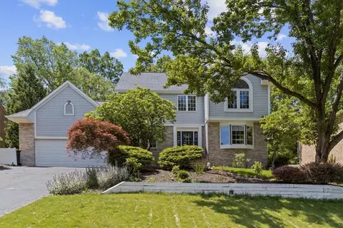 5847 Brian Dr, Bethel Park, PA 15102