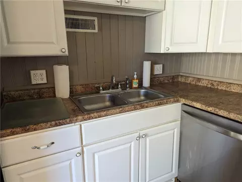 Kitchen - 428 Kenneth St, Donora, PA 15033 photo 2 of 3