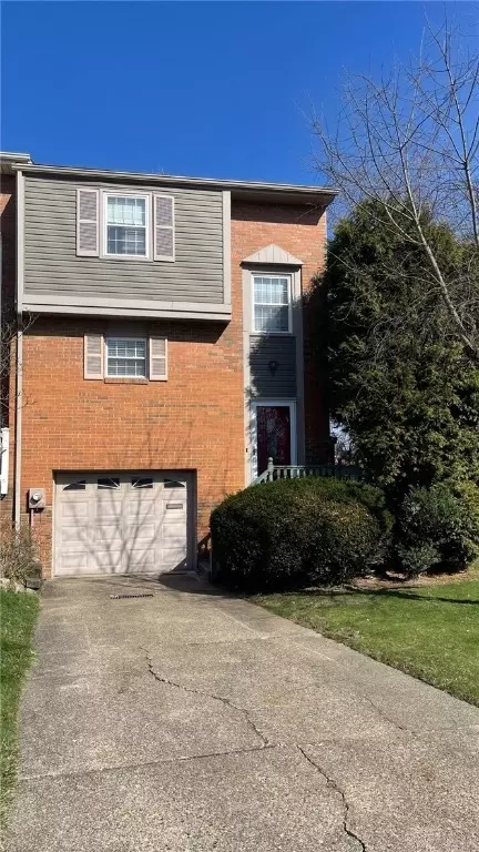 141 Westfield Dr, Aliquippa, PA 15001
