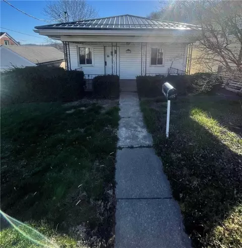 628 Delaware St, Monessen, PA 15062