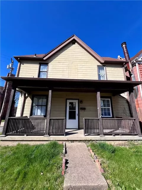 124 Custer Ave, Vandergrift, PA 15690