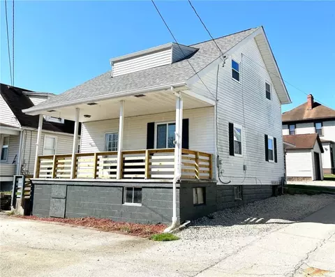 900 Edison St, Monongahela, PA 15063