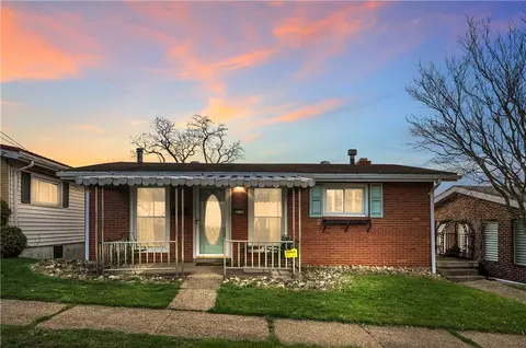 820 Holland St, Vandergrift, PA 15690