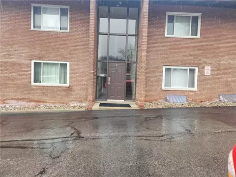 8179 8179 Ohio River Blvd #33, Pittsburgh, PA 15202