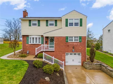 482 Sequoia Dr, Pittsburgh, PA 15236
