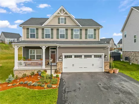 604 Manor Dr, Washington, PA 15301
