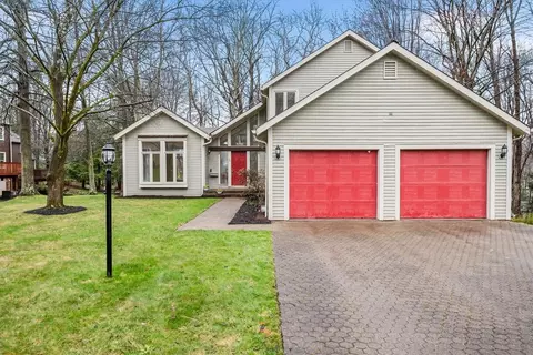 36 Meetinghouse Ln, Bradford Woods, PA 15015