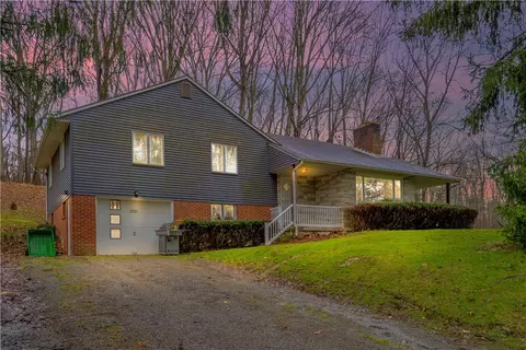 2321 Lovi Rd, Freedom, PA 15042